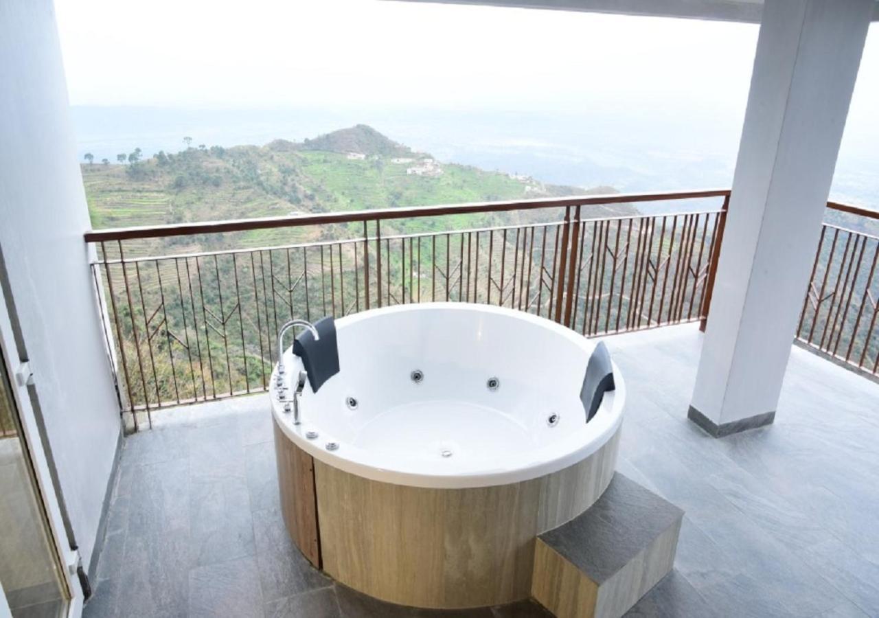 Hotel Timber Trail Heights & Terraces-Cable Car Escape Parwanoo Exterior foto